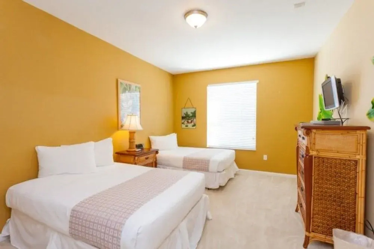 5024 Shoreway Loop #206 - 3 Br condo by RedAwning