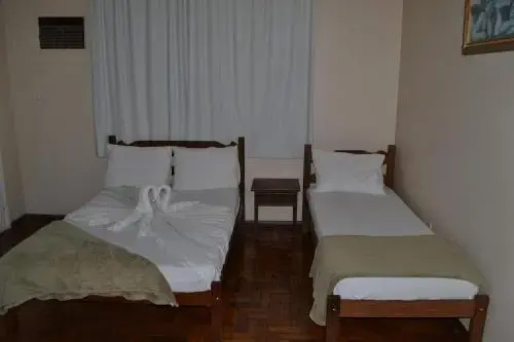 Hotel Andrade E Pereira