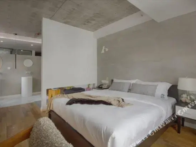 Deluxe Double Suite