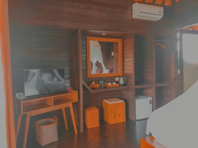 Deluxe Double room with balcony and with sea view