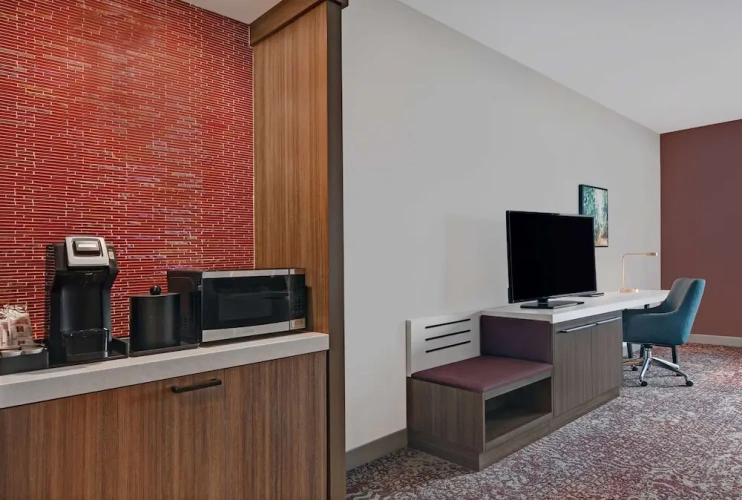 Quadruple Suite