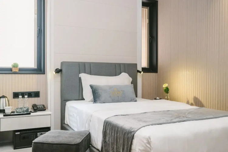 Deluxe Single room