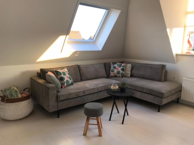 3 Bedrooms Apartment