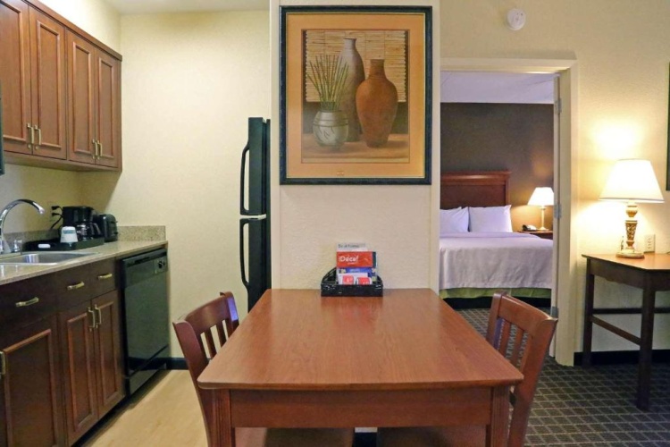 Deluxe Double Suite
