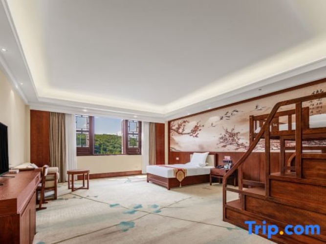 Standard Family room