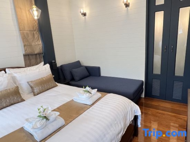 Deluxe Double Suite