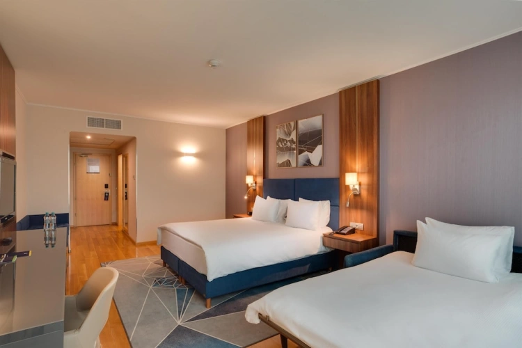 Deluxe Double Family room