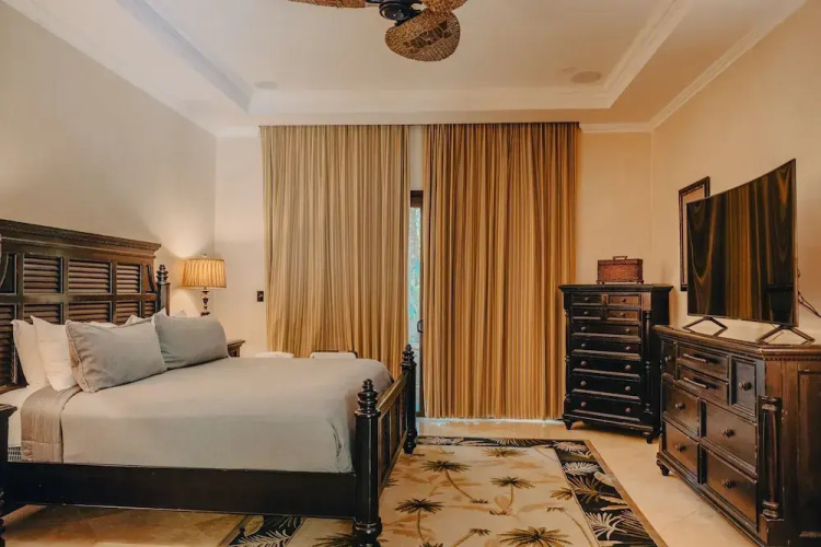 CR Luxury Casa Zafiro 7 Bdrm