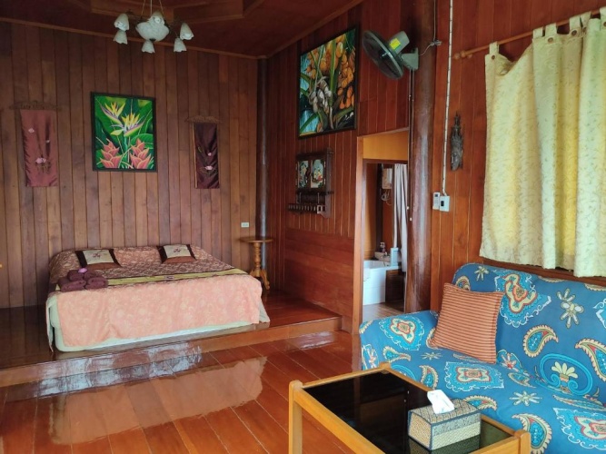 Suite with balcony