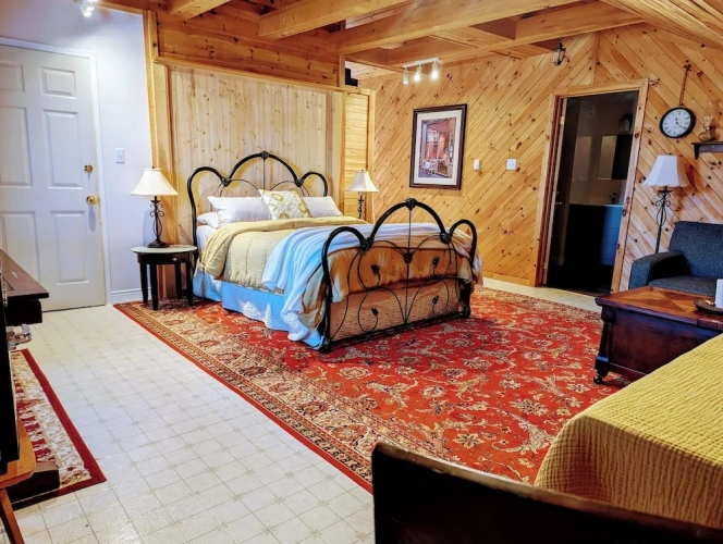 Grand room