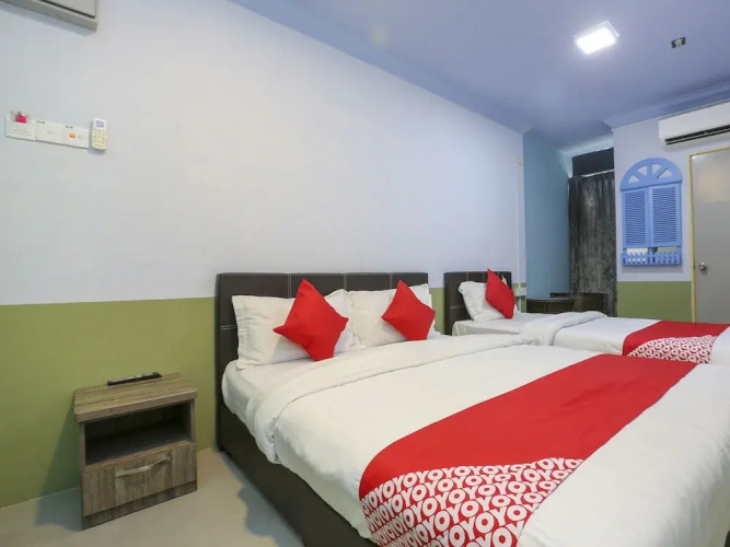 OYO 90126 Pen U Cottages