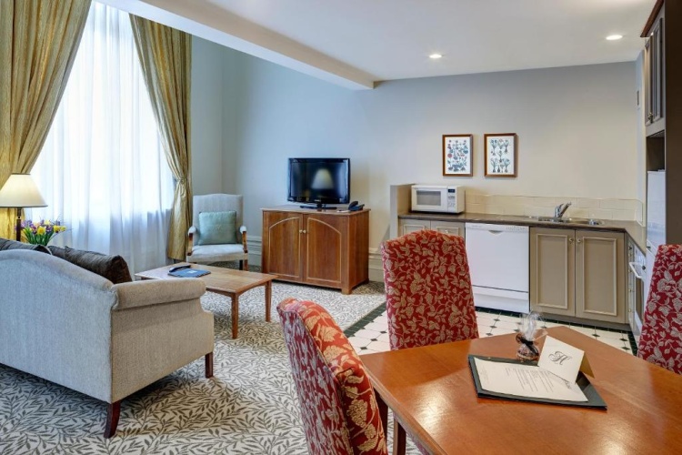 1 Bedroom Apartment