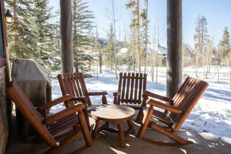 8750 Trappers Crossing 2 Bedroom Condo by RedAwning