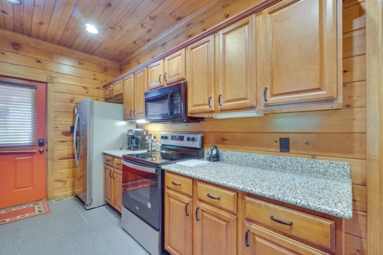 3 Bedrooms Cottage