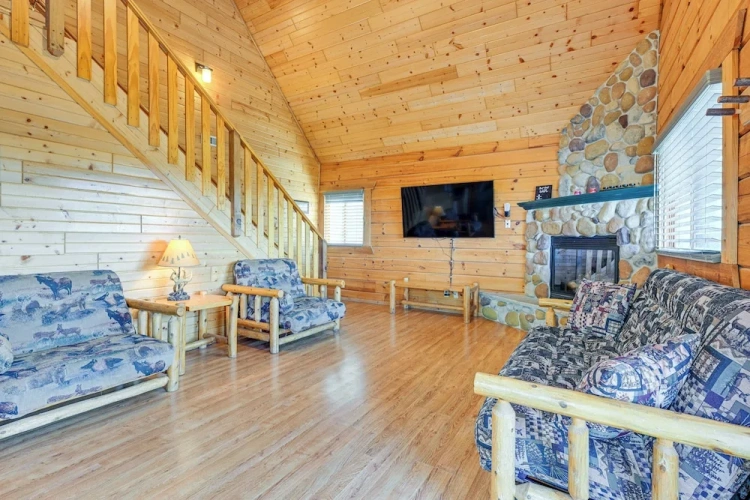 2 Bedrooms Cottage