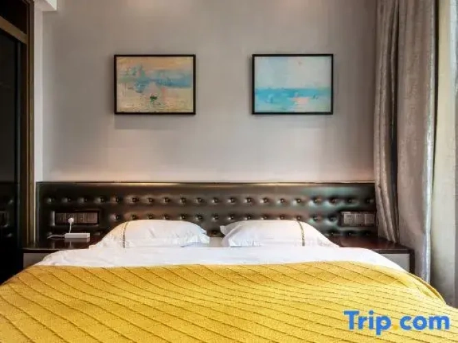 1 Bedroom Deluxe Suite