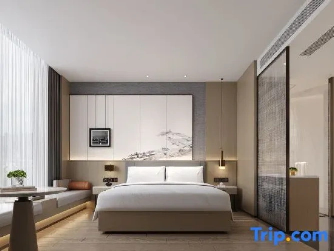 Standard Double room with city view