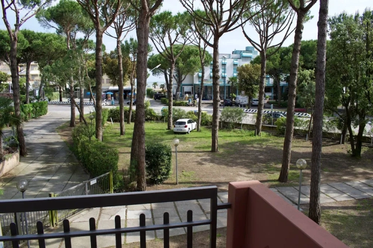 2 Bedrooms Family Apartment with balcony and with view