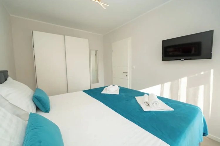 1 Bedroom Apartment with balcony