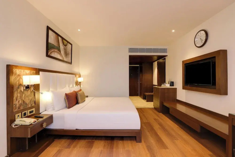 Saura Hotel, Agra – A Club Mahindra Associate