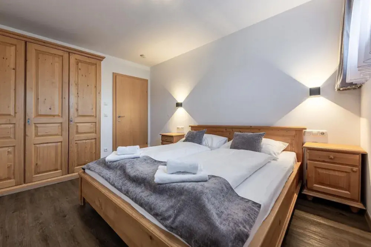 Mount-apartment Directly on Ski-slopes