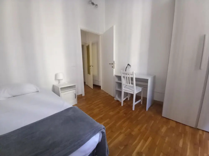 Cavour 46 First in Firenze
