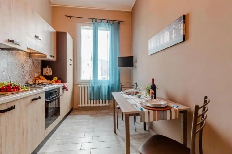 2 Bedrooms Apartment