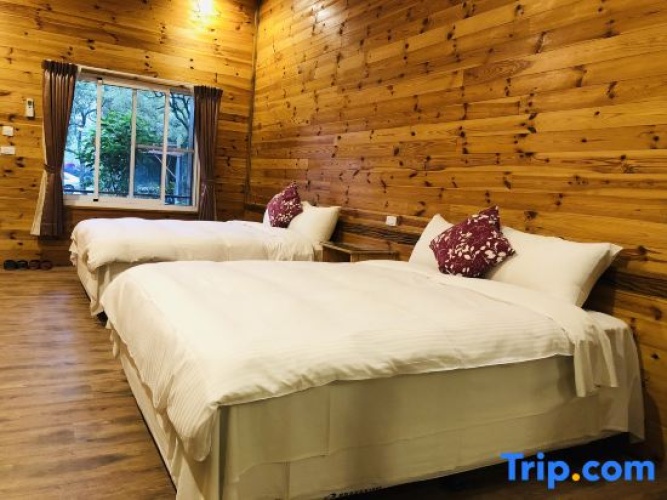 Quadruple Chalet