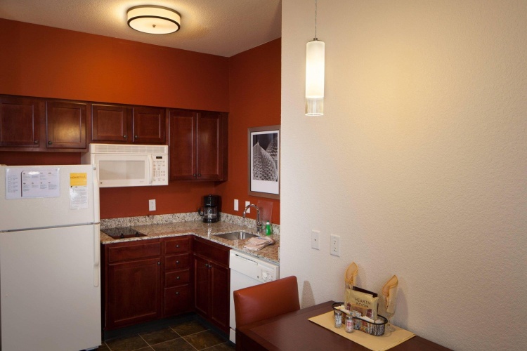 1 Bedroom Suite