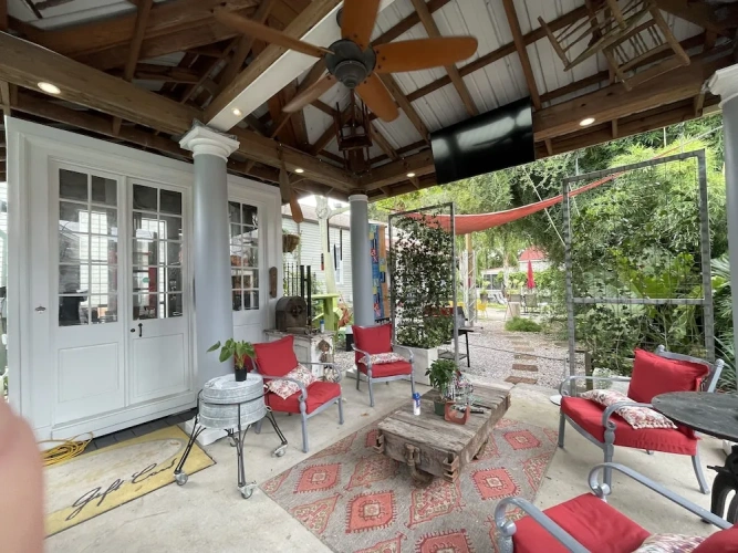 2 Bedrooms Cottage