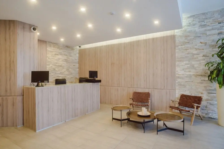Contemporary apartment w/ a full kitchen, ocean views, & rooftop deck