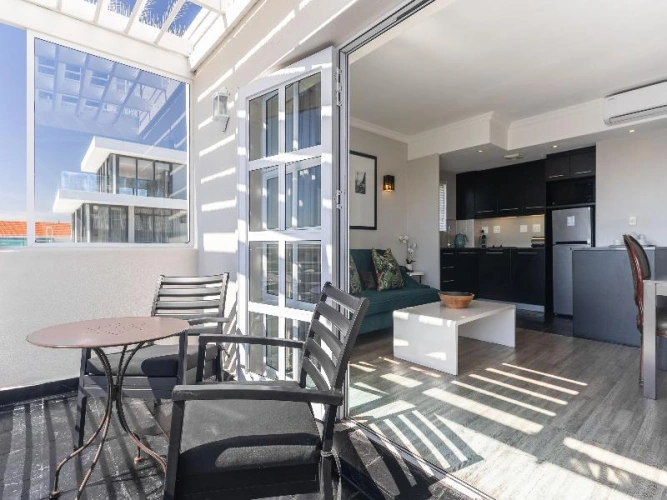 1 Bedroom Apartment with balcony