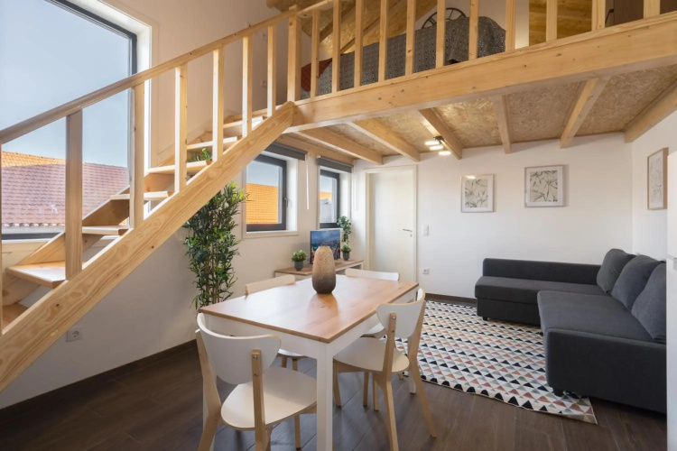 Stylish Duplex House - Terrace & River View