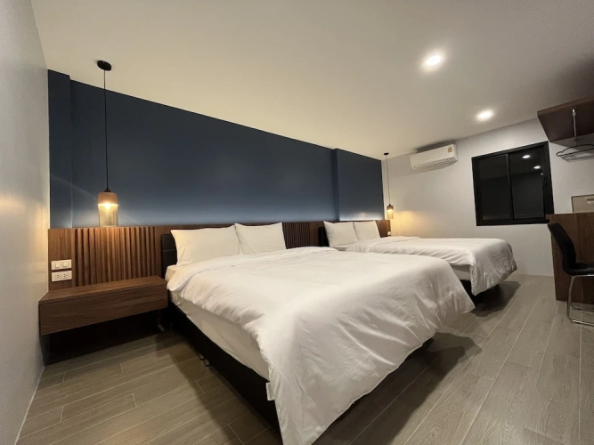 1 Bedroom Deluxe Quadruple room