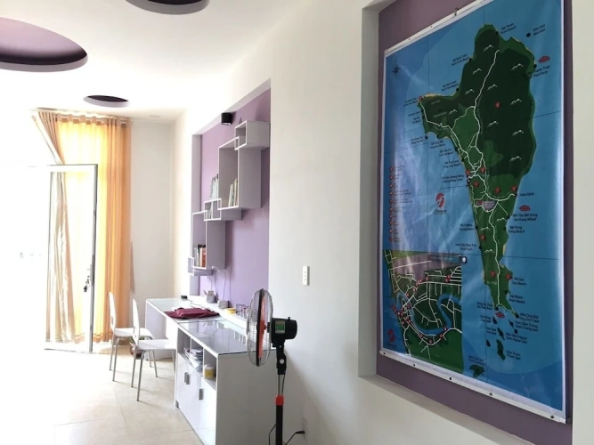Economy room