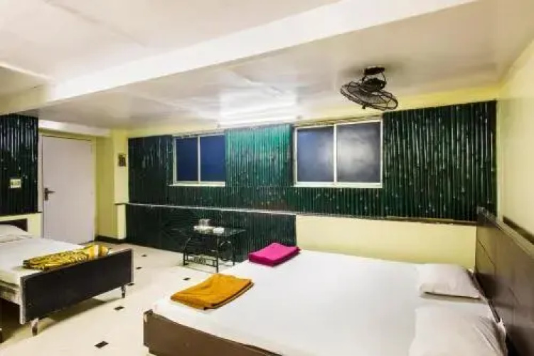 Hotel Samrat