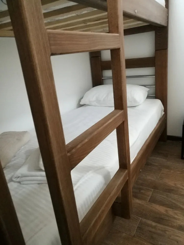 Falcon Apartments - Chacha
