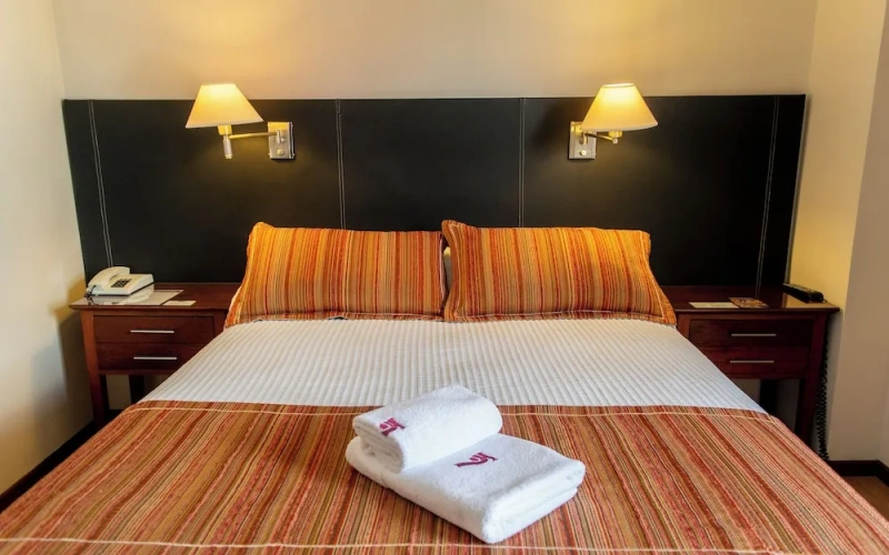 Standard Double room with city view