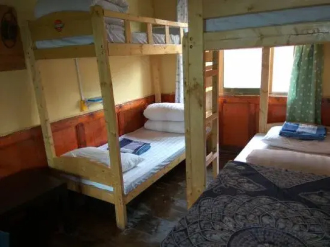 Lvpeng Youth Hostel