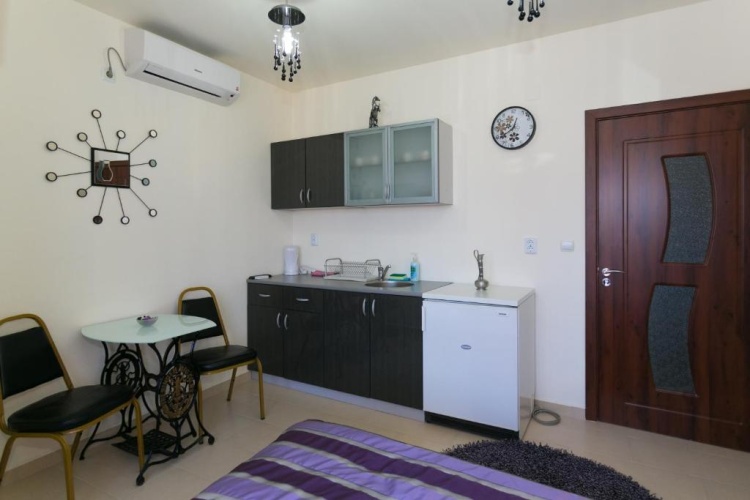 2 Bedrooms Suite