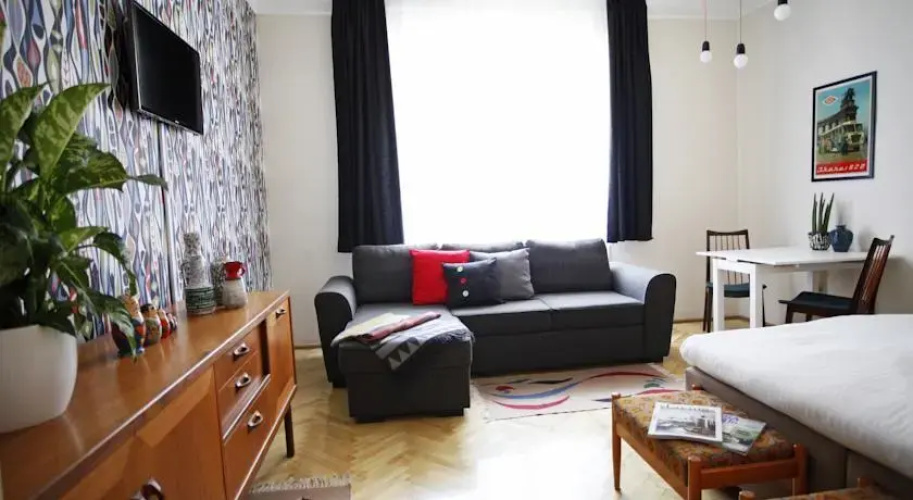 CSL Molnar Design Apartment