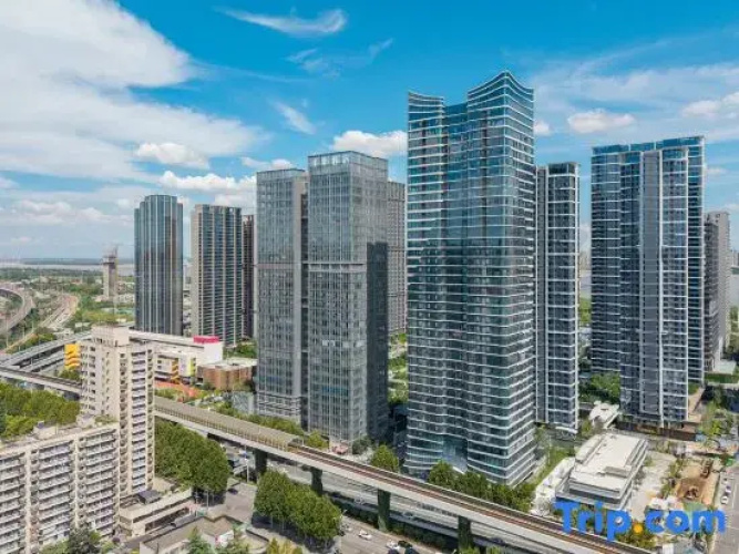 Ji Hotel (Wuhan Erqi Riverside High-Rise River View )