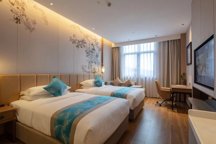 Huatuo platinum Garden Hotel
