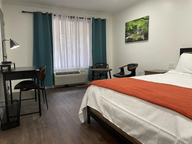 Gatehouse Motel