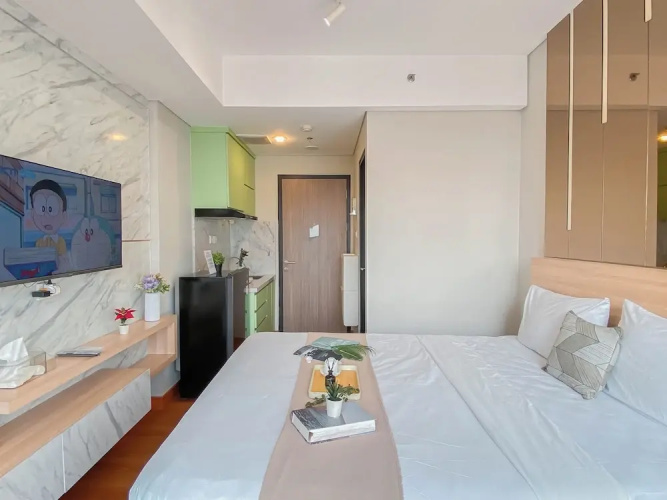 Warm Minimalist Studio Apartment Monroe Tower