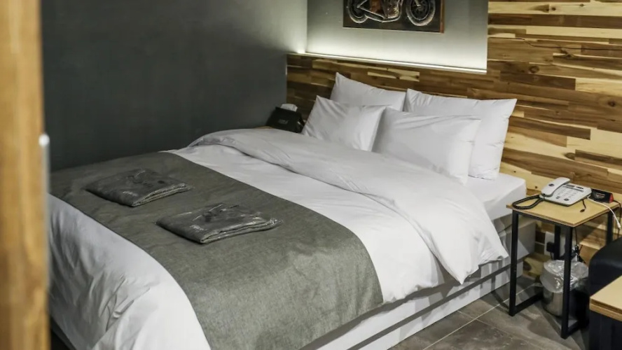 Hotel Form