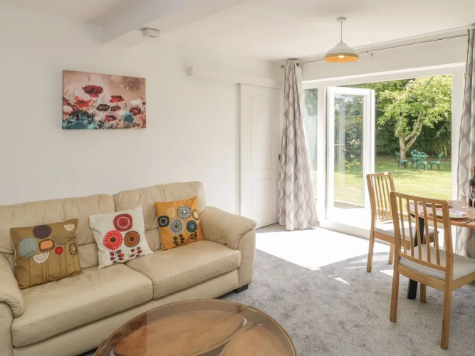 Orchard Annexe