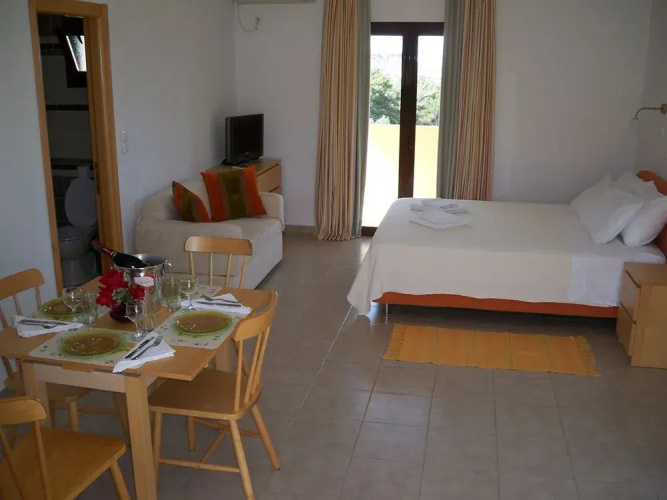 Miraluna Aparthotel