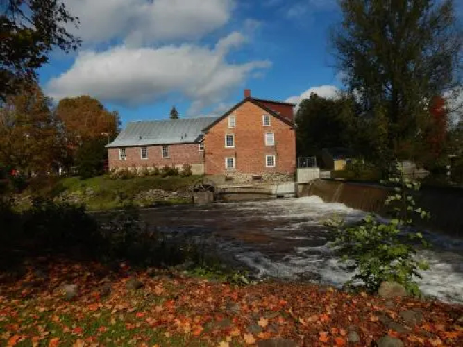 Le Old Mill 1849