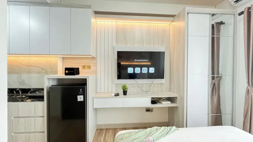 Modern Studio At Transpark Cibubur Apartment